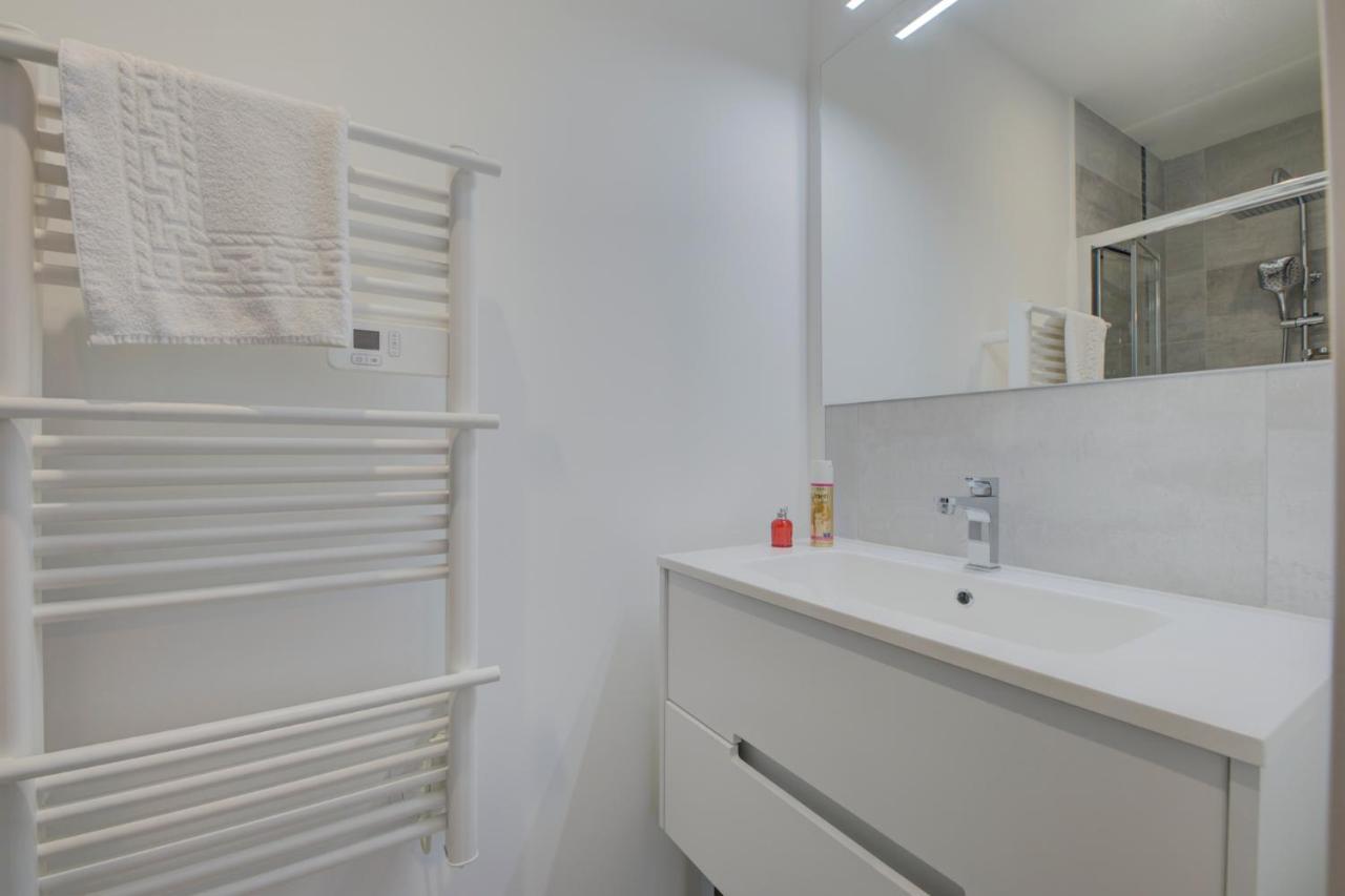 Les Forges 2 Pieces Rdc Apartment Avoine Exterior photo